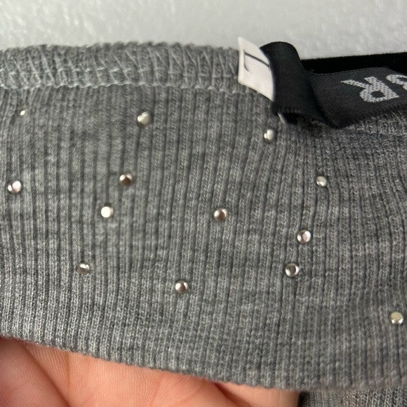 CBR Beaded Off Shoulder Sweater Size Large - Picture 7 of 10